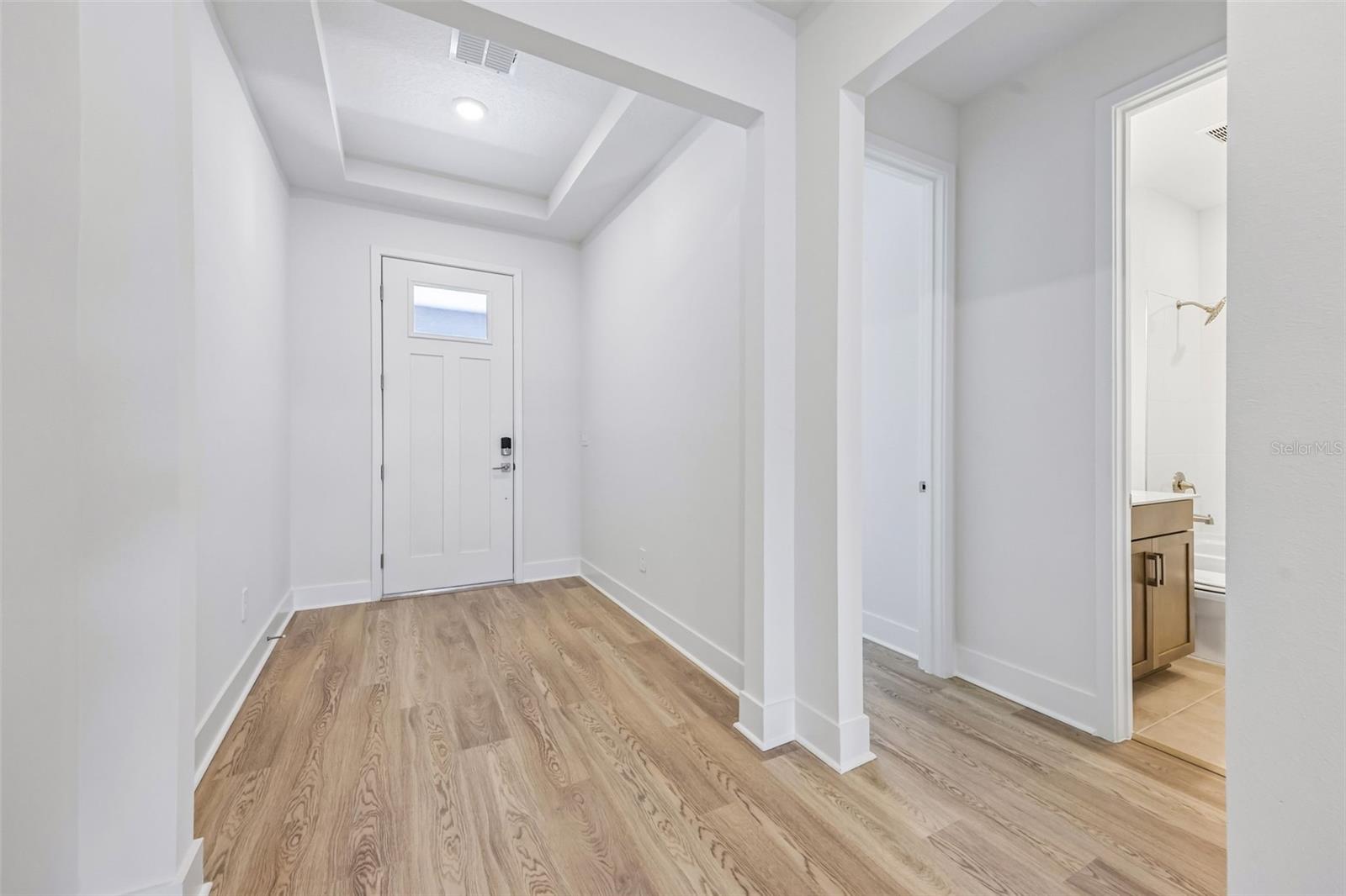 425 Brookhaven Property Photo 6