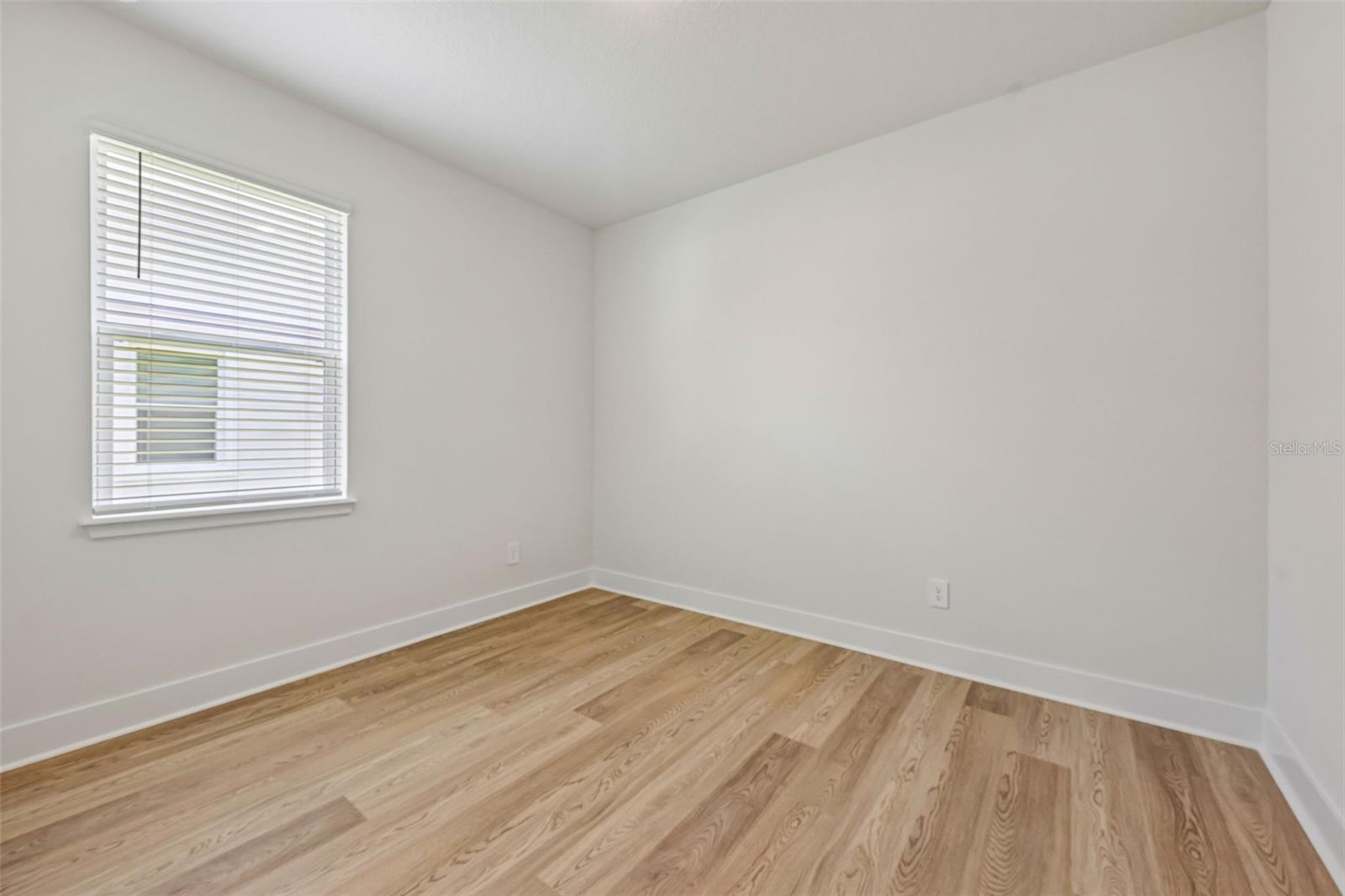 425 Brookhaven Property Photo 22