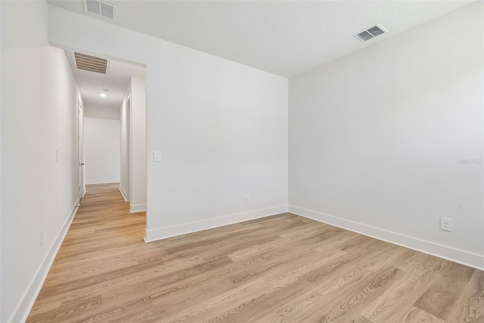 425 Brookhaven Property Photo 27