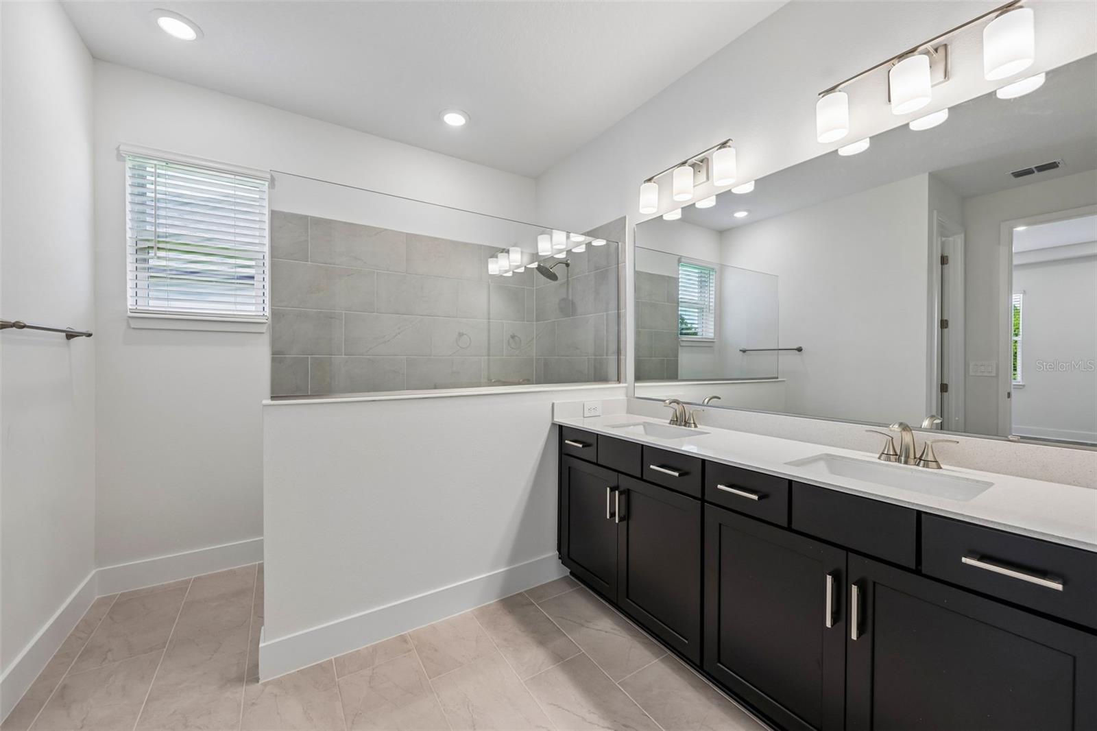 425 Brookhaven Property Photo 32