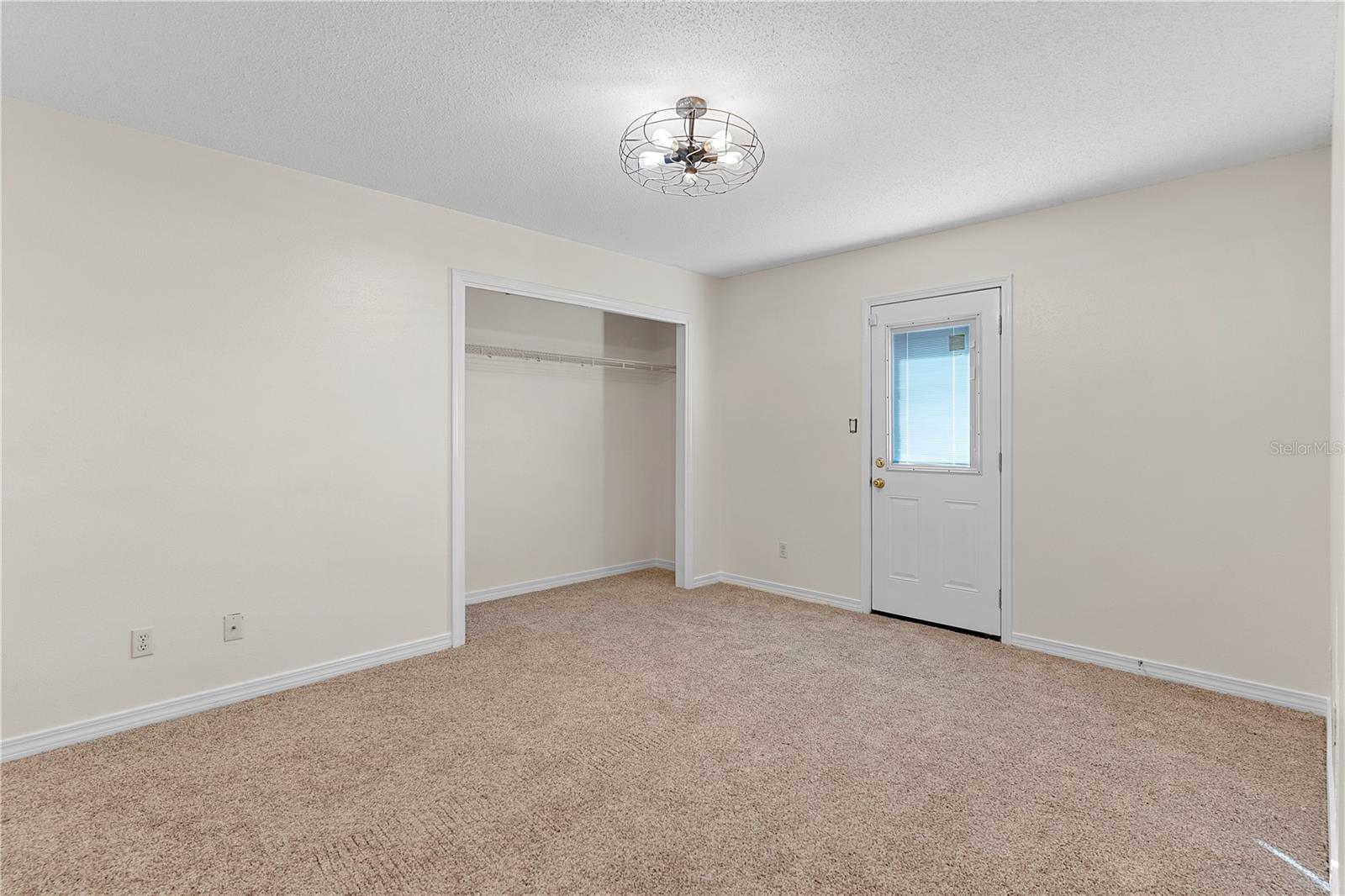 6622 Hallendale Dr Property Photo 10