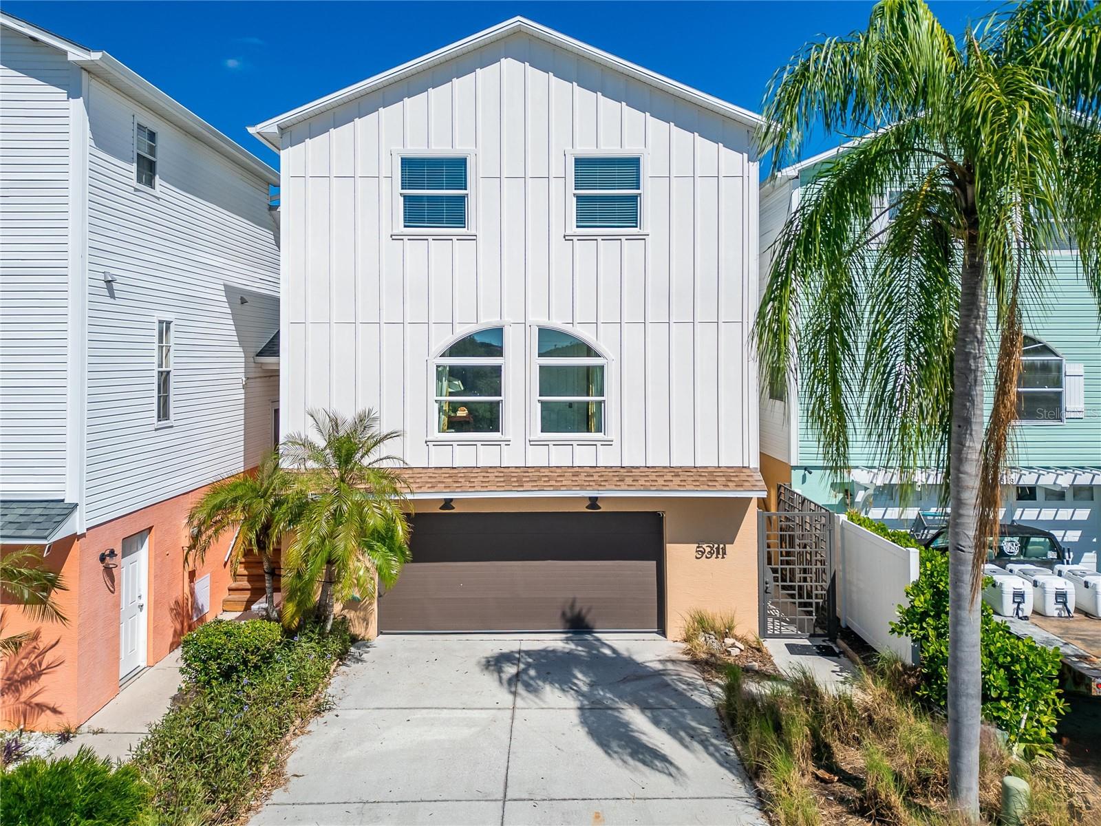 5311 Boardwalk St Property Photo 2