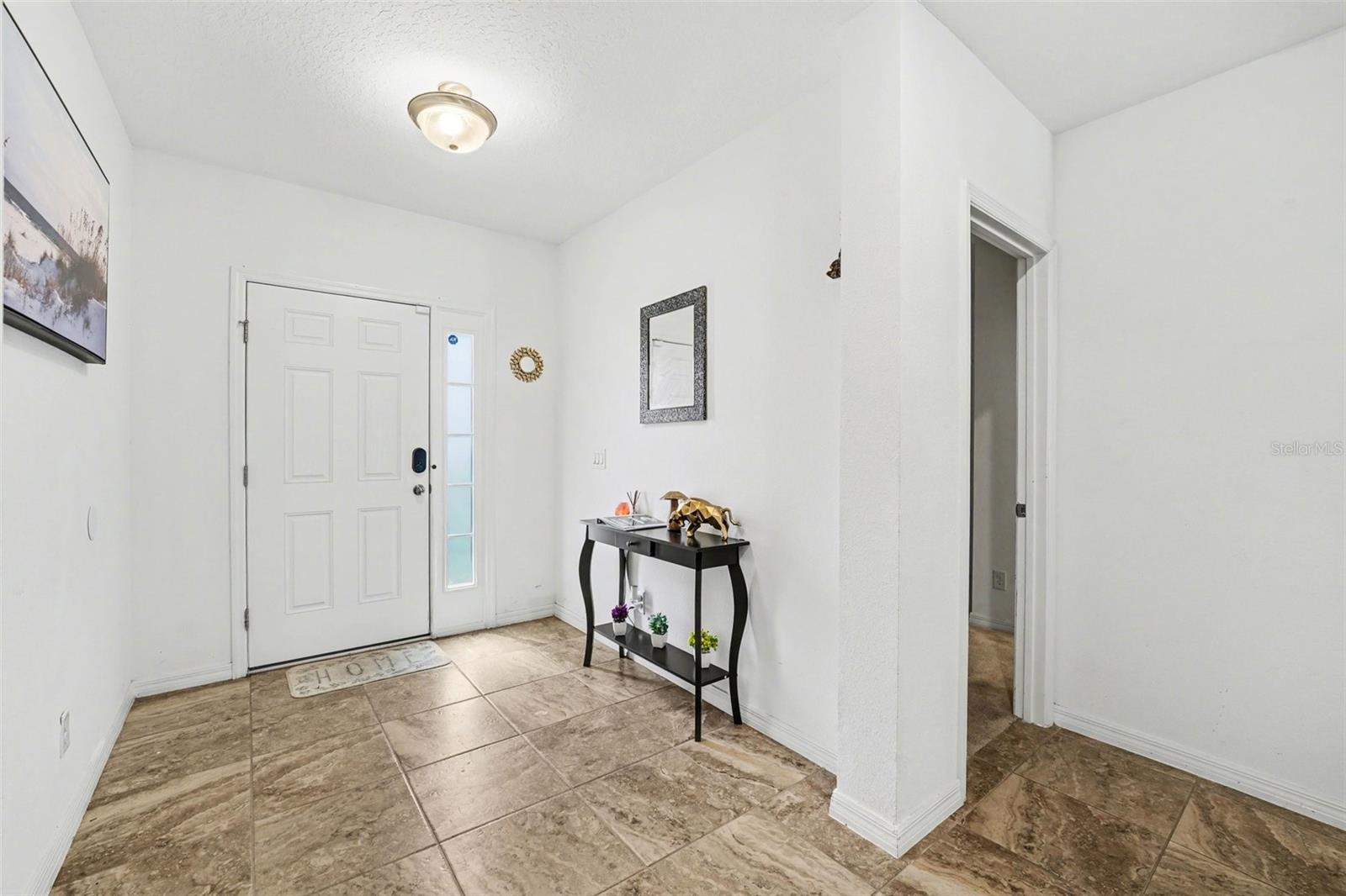 815 Montgomery Way Property Photo 8