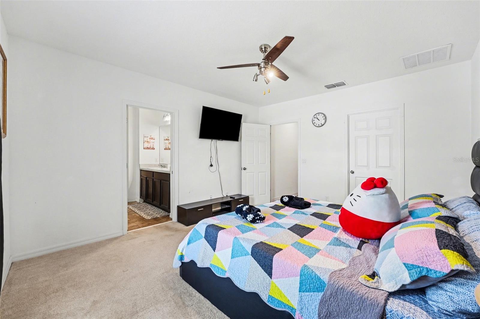 815 Montgomery Way Property Photo 22