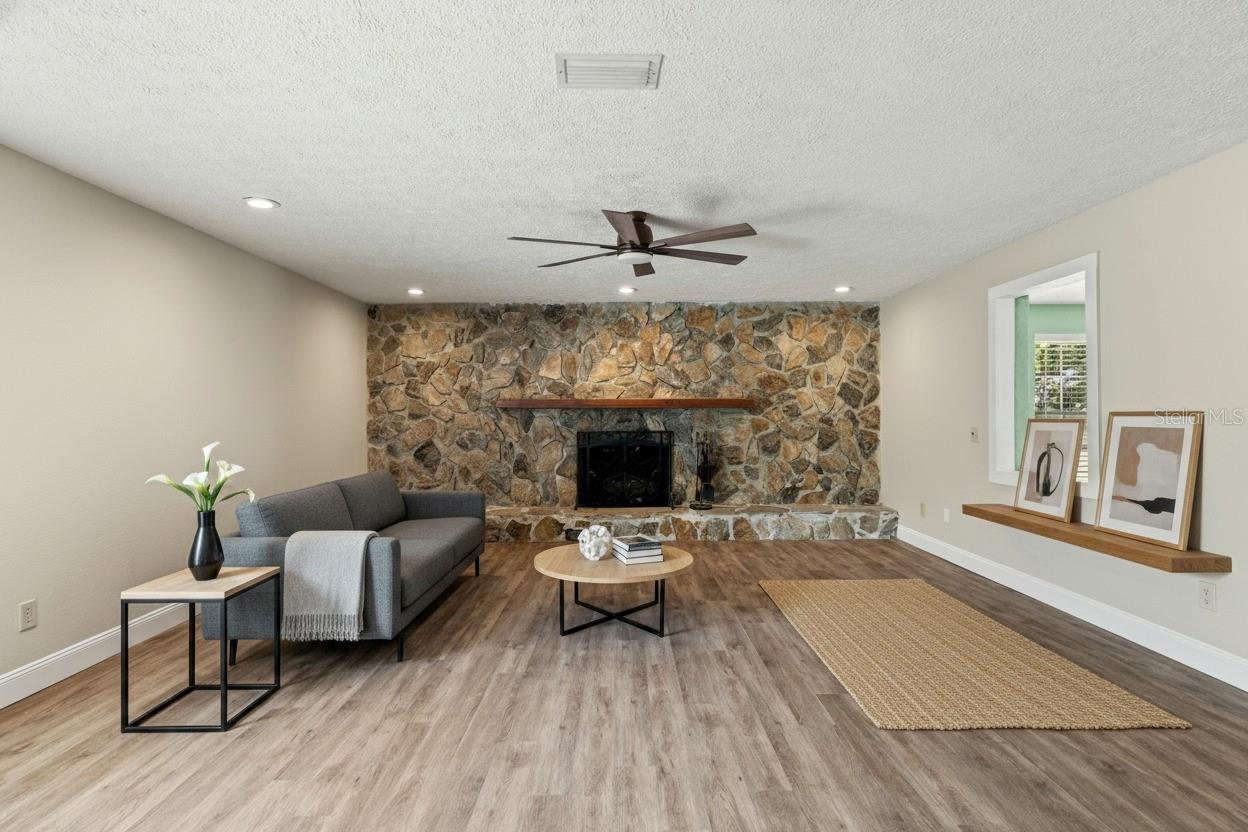 2524 Victarra Cir Property Photo 17