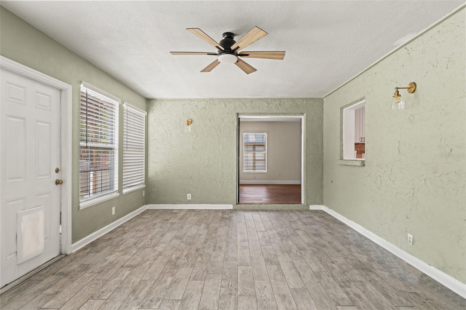 2524 Victarra Cir Property Photo 19