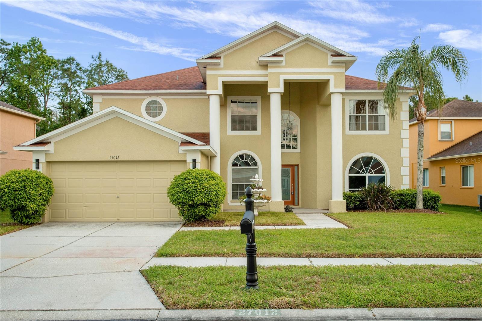 27012 Sea Breeze Way Property Photo 2