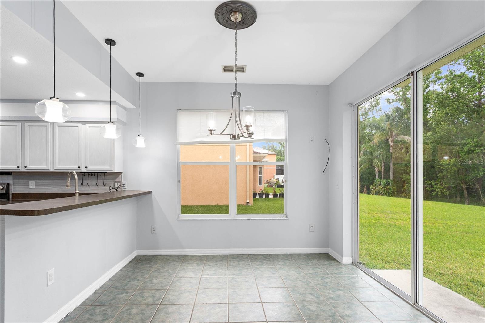 27012 Sea Breeze Way Property Photo 10