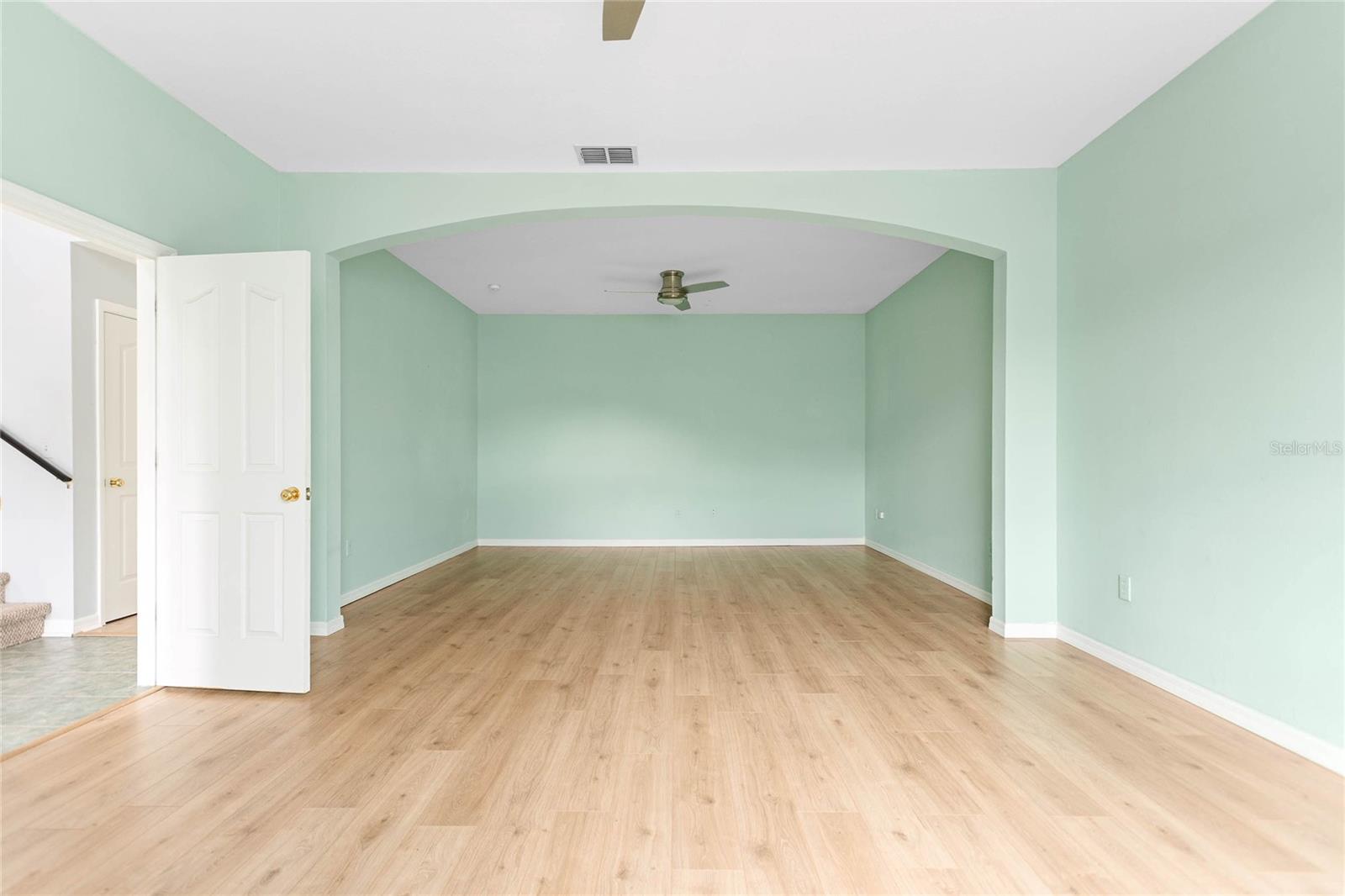 27012 Sea Breeze Way Property Photo 18