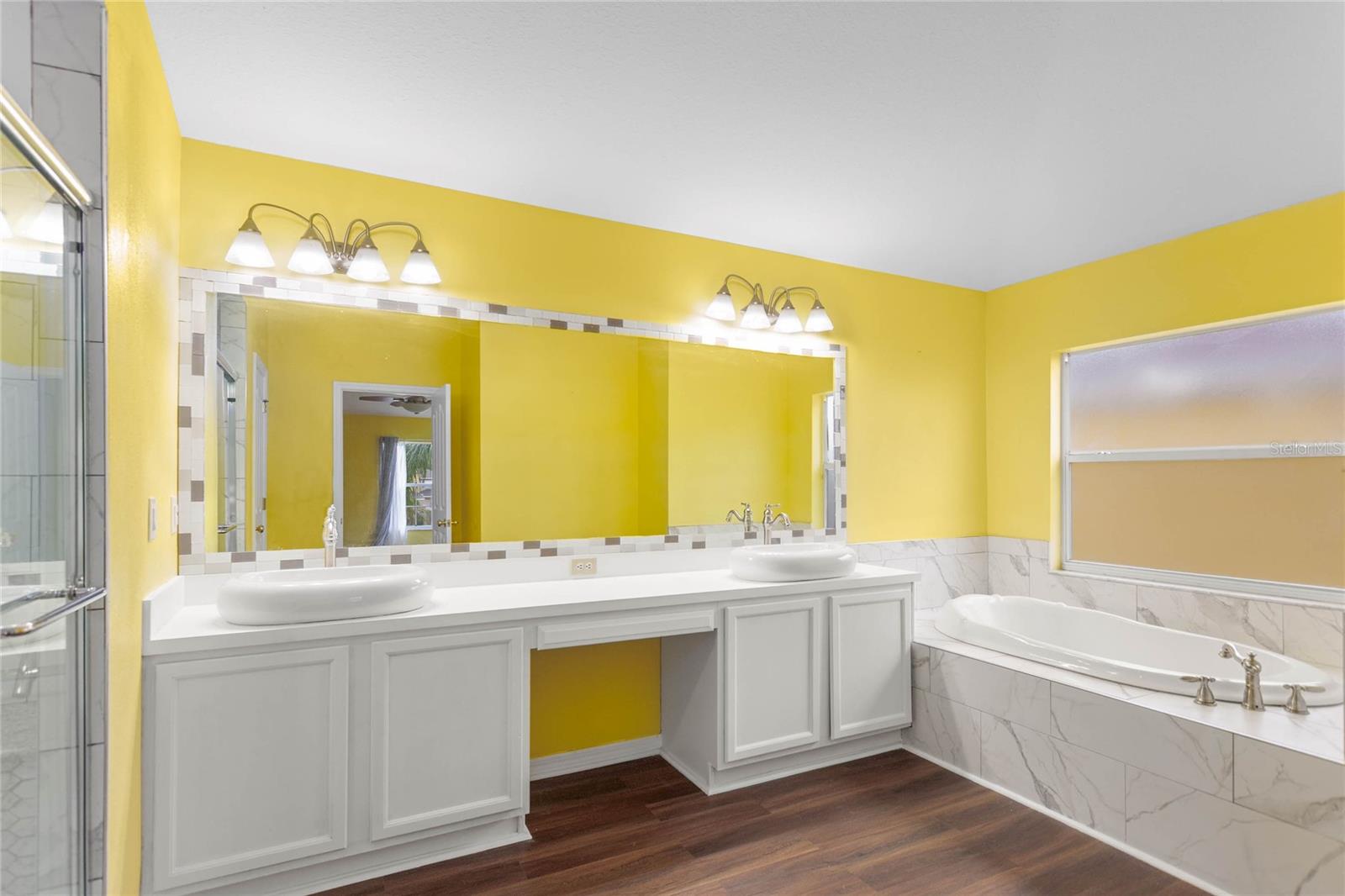 27012 Sea Breeze Way Property Photo 23