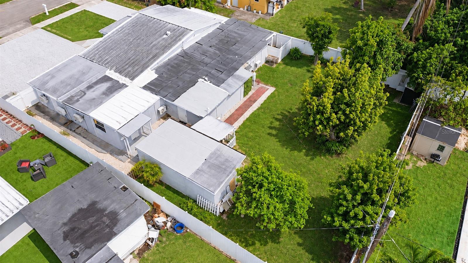 126 Miami Gardens Rd Property Photo 3