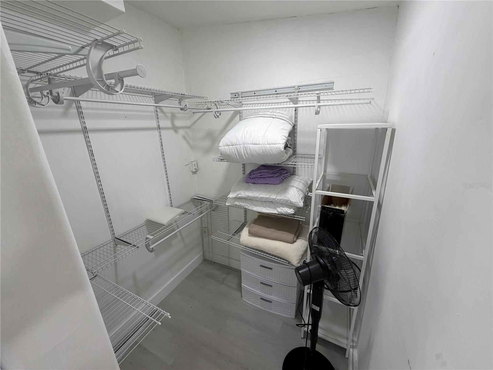 126 Miami Gardens Rd Property Photo 13