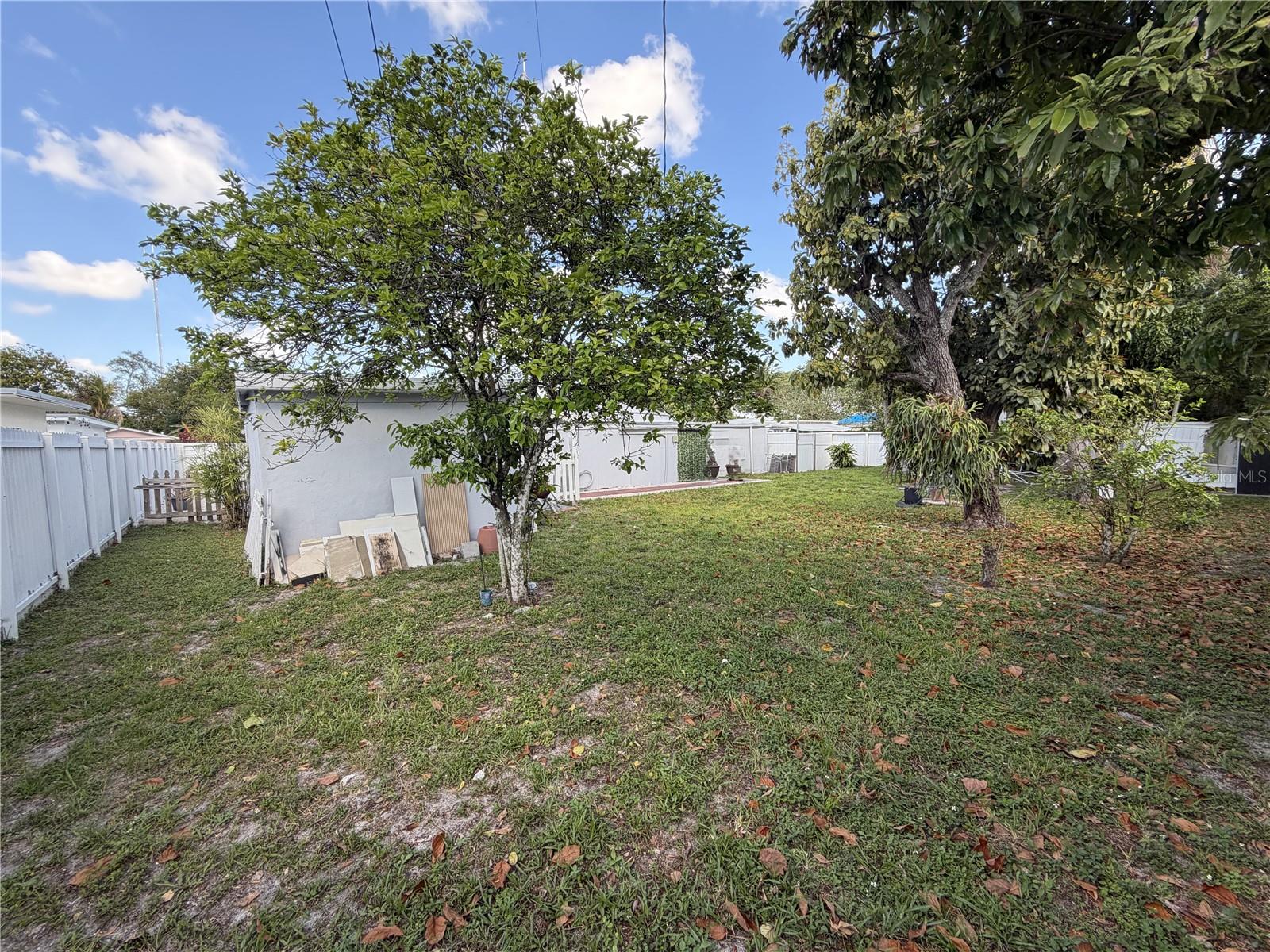 126 Miami Gardens Rd Property Photo 46