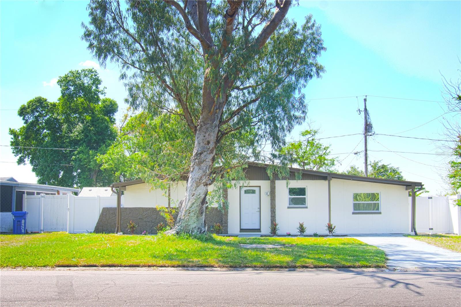 8307 Libby Ln Property Photo 3