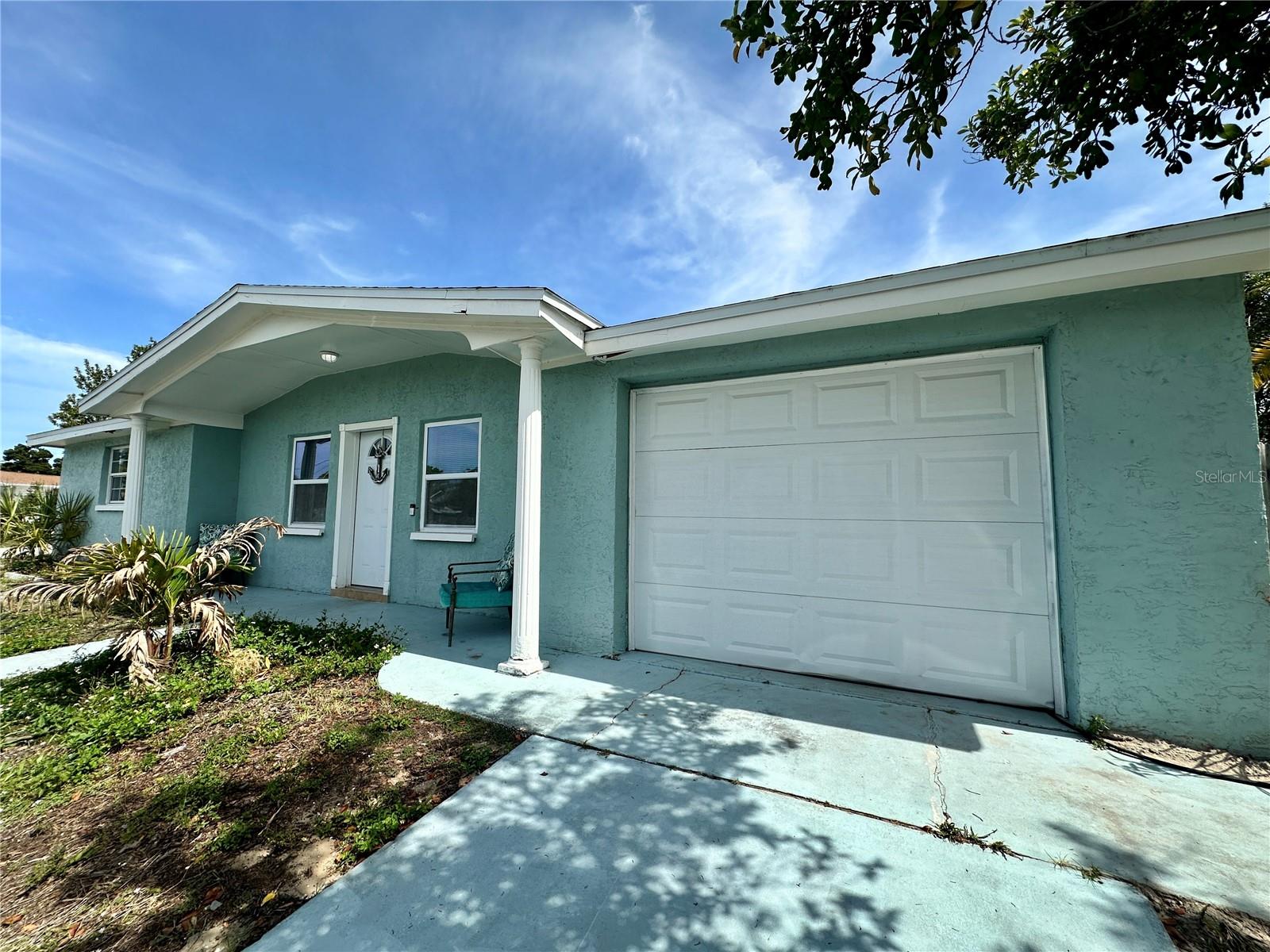 3240 Briar Cliff Dr Property Photo 3