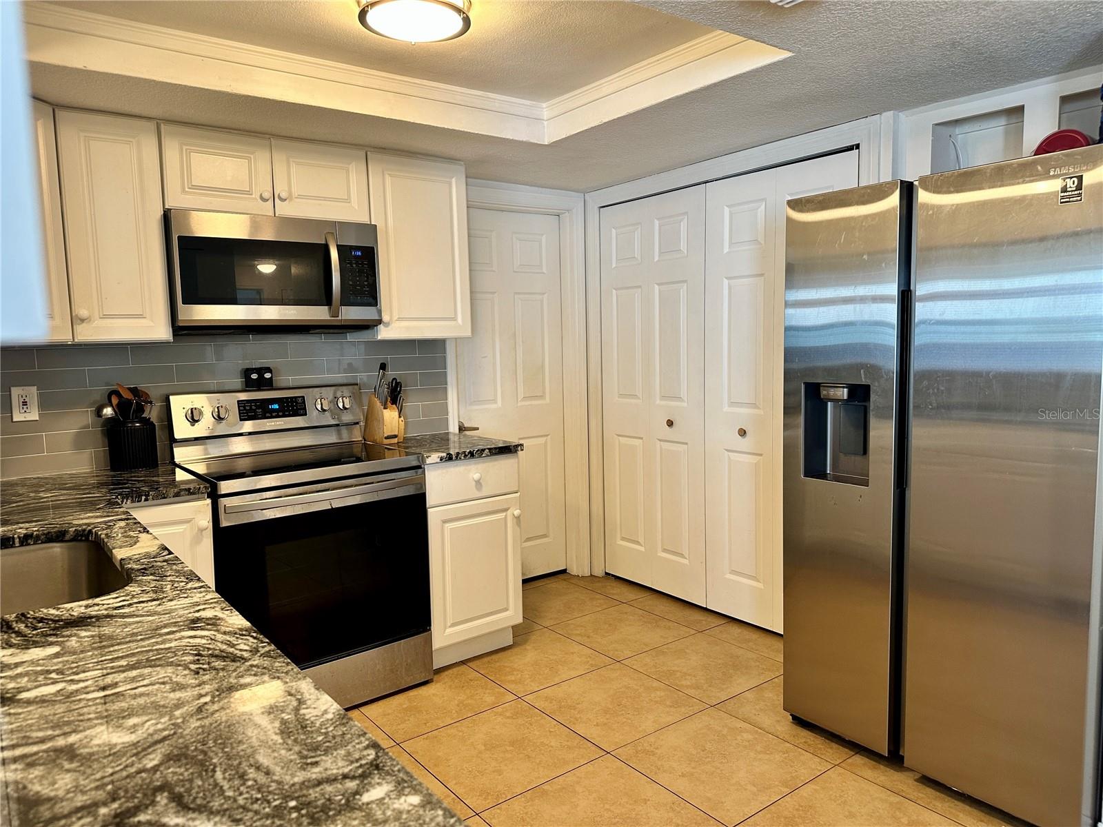 3240 Briar Cliff Dr Property Photo 6