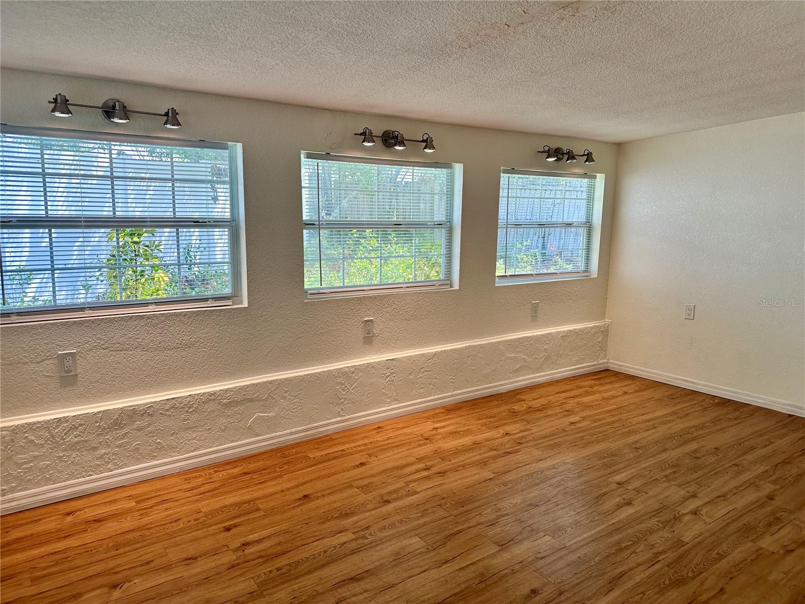3240 Briar Cliff Dr Property Photo 15