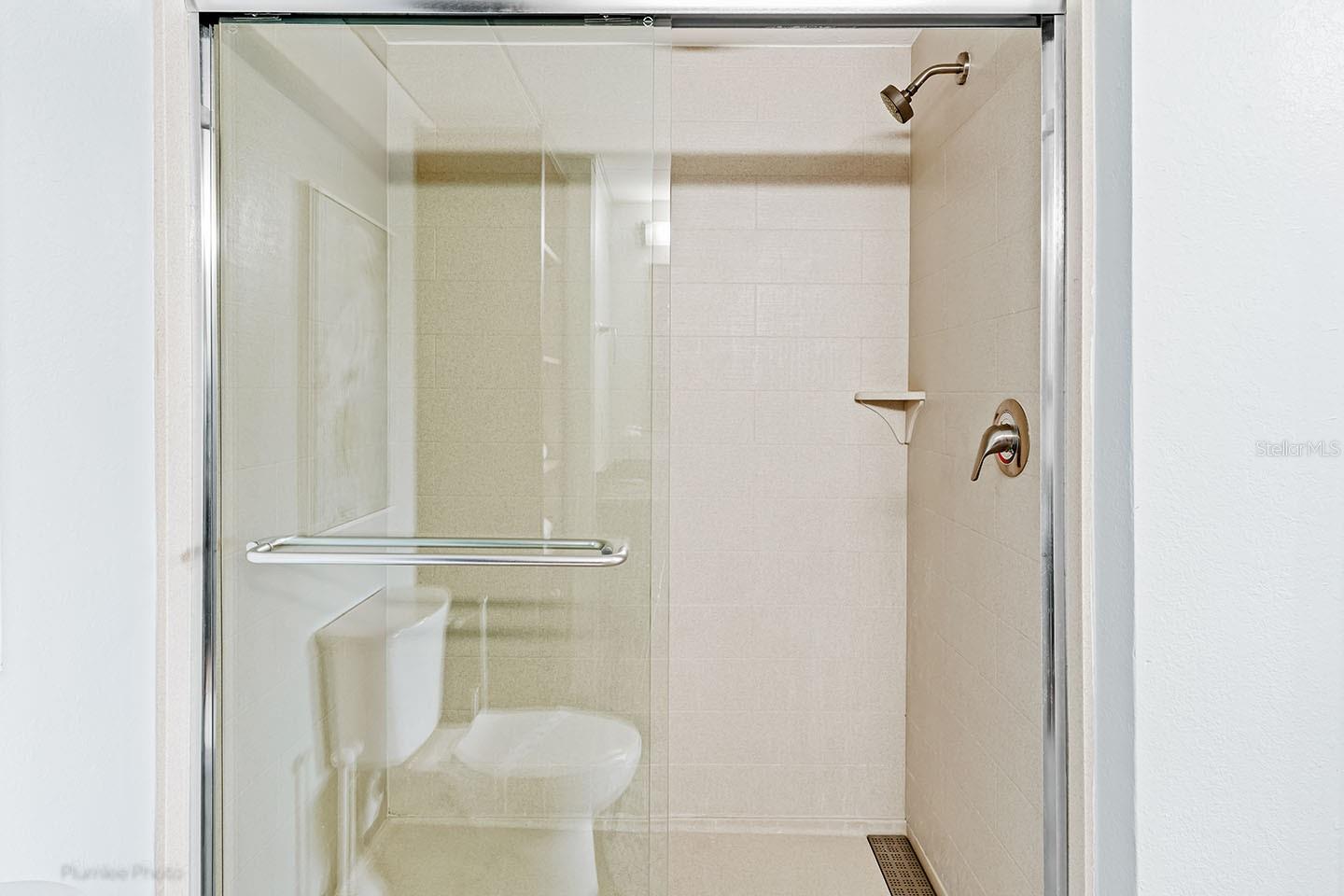 399 2nd St #416 Property Photo 23