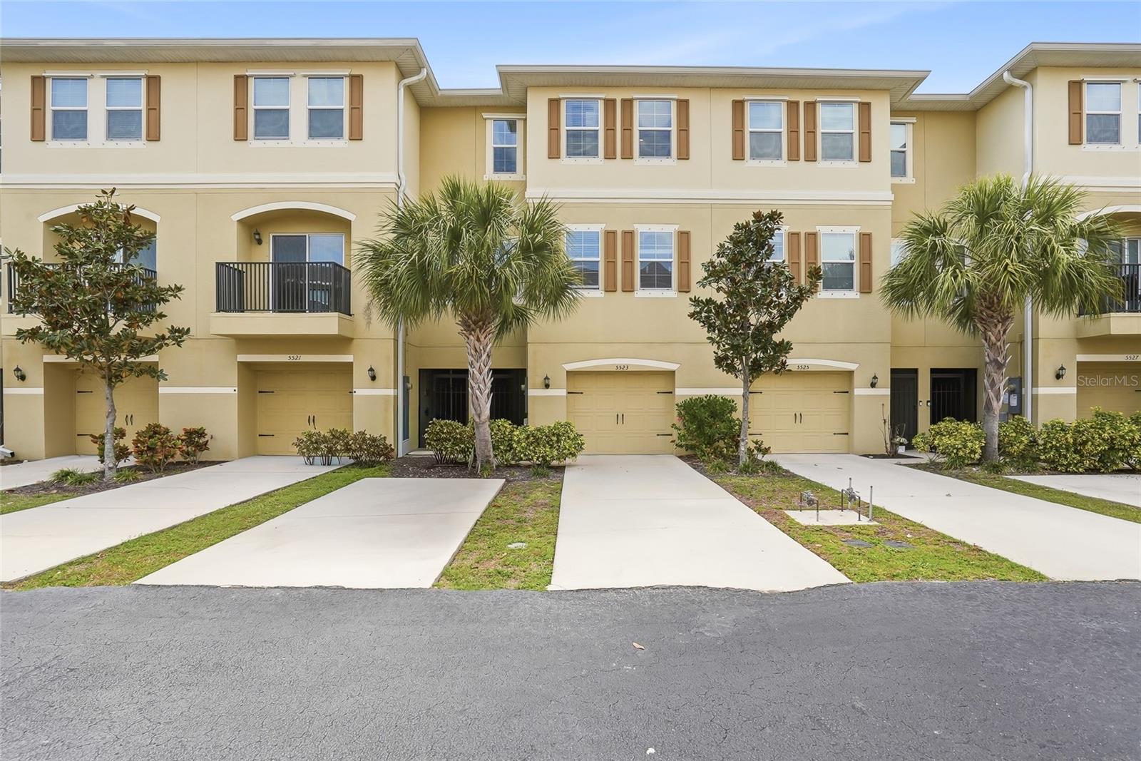 5523 Yellowfin Ct Property Photo 1