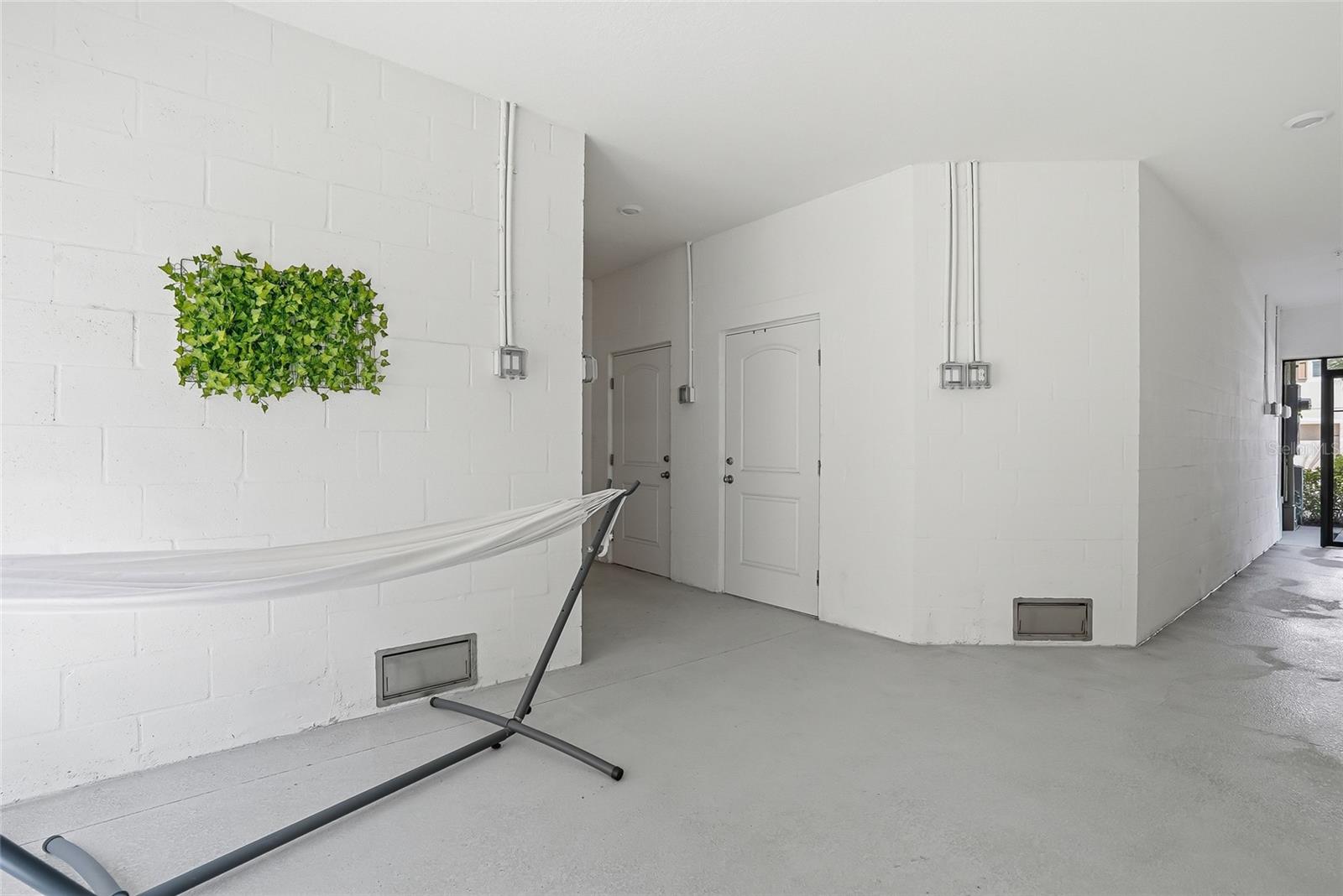 5523 Yellowfin Ct Property Photo 8