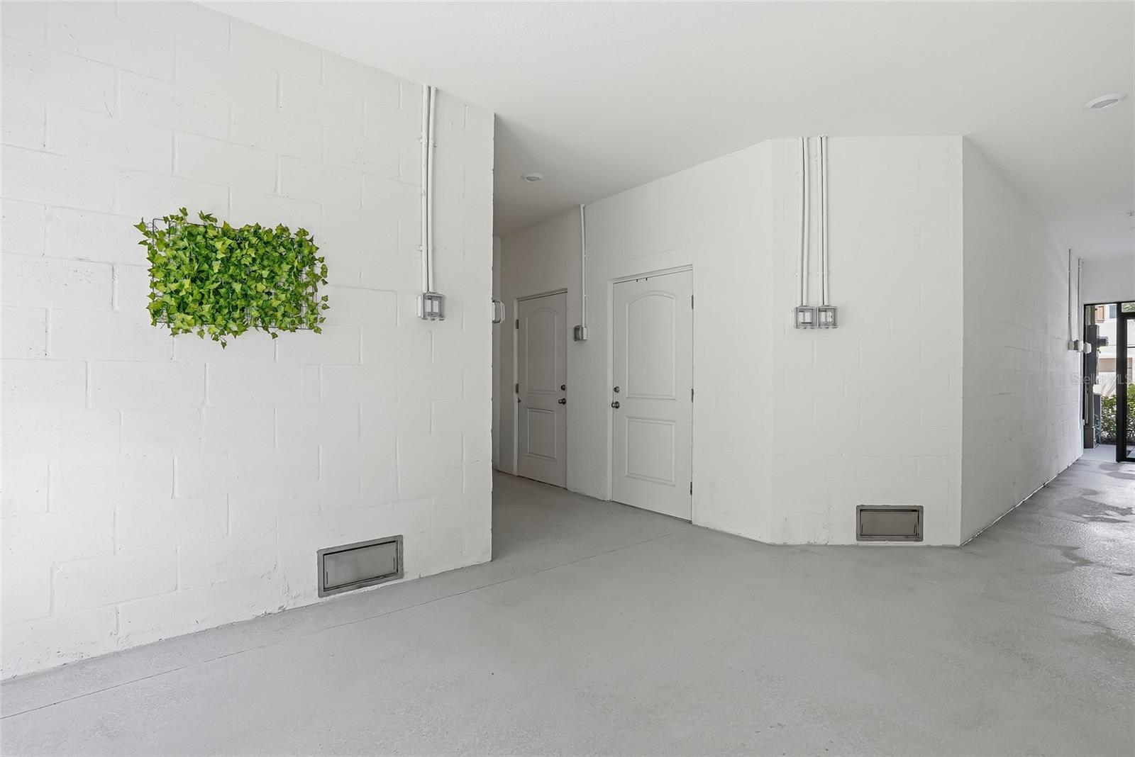 5523 Yellowfin Ct Property Photo 9