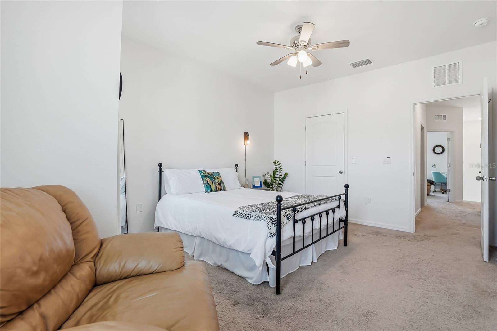 5523 Yellowfin Ct Property Photo 37