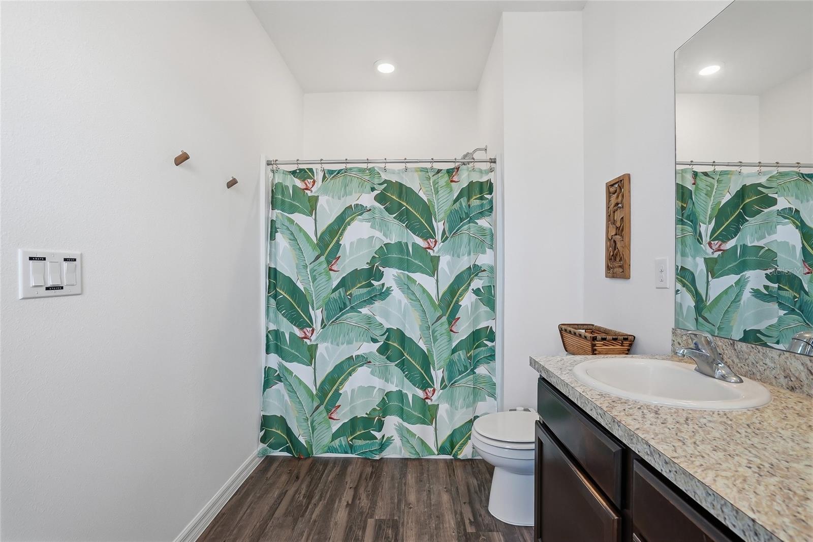 5523 Yellowfin Ct Property Photo 40