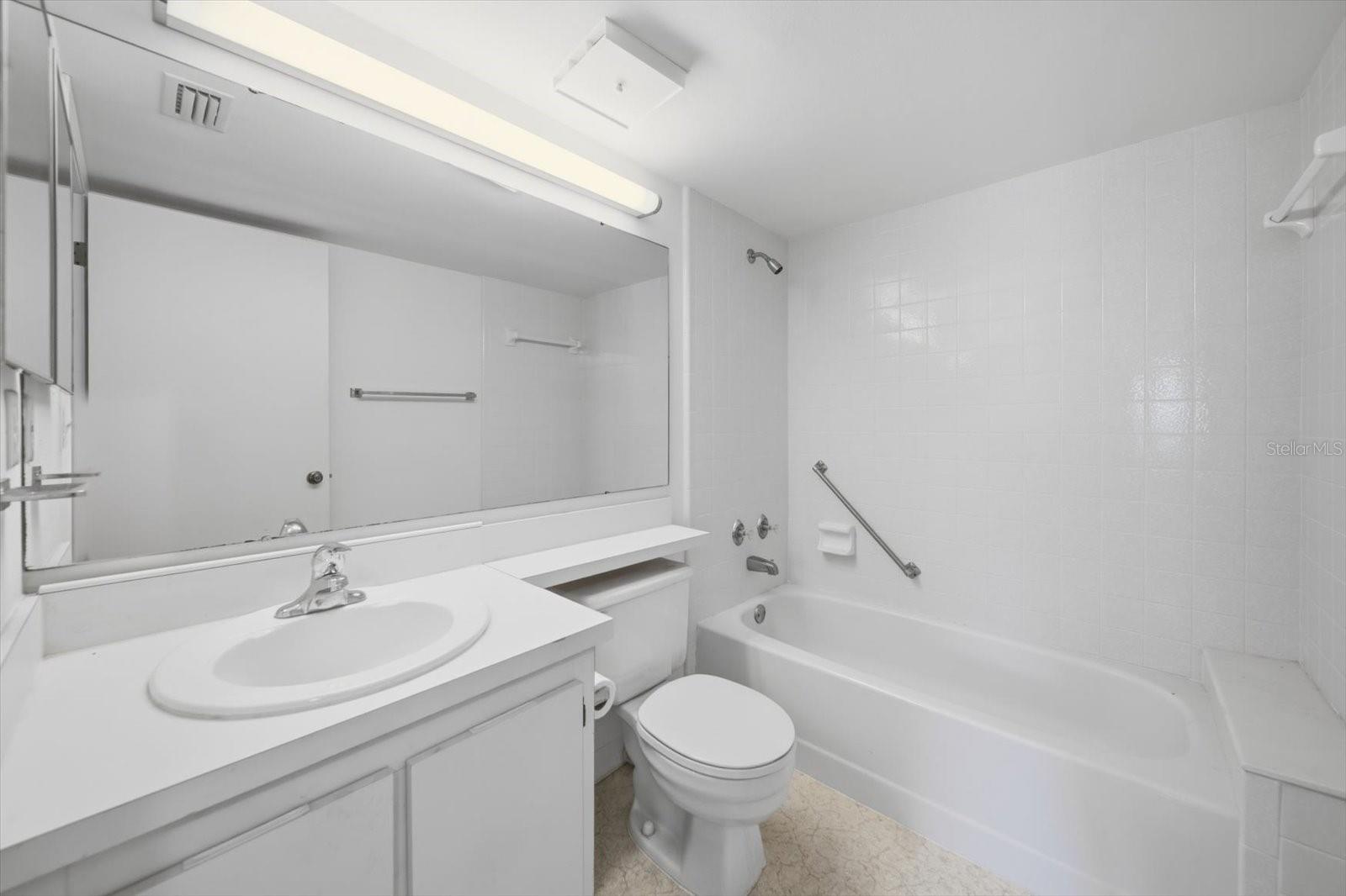 1441 Pine Glen Ln #e2 Property Photo 11