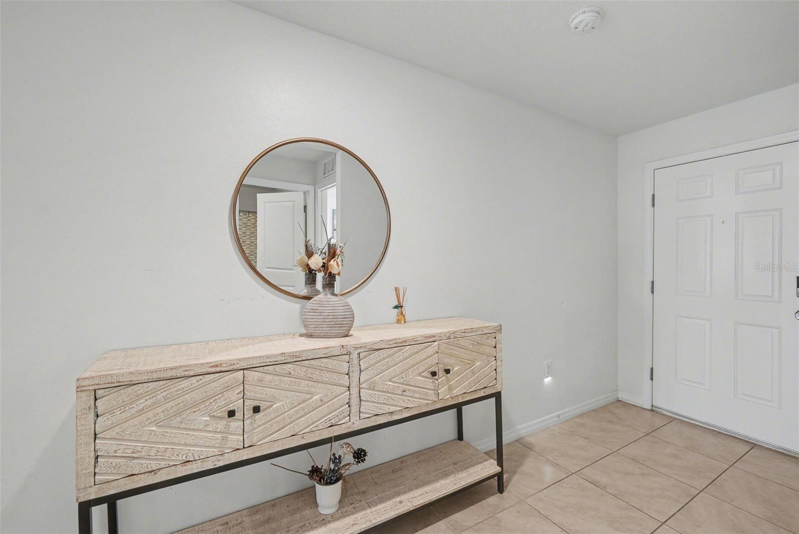 7980 Broad Pointe Dr Property Photo 6