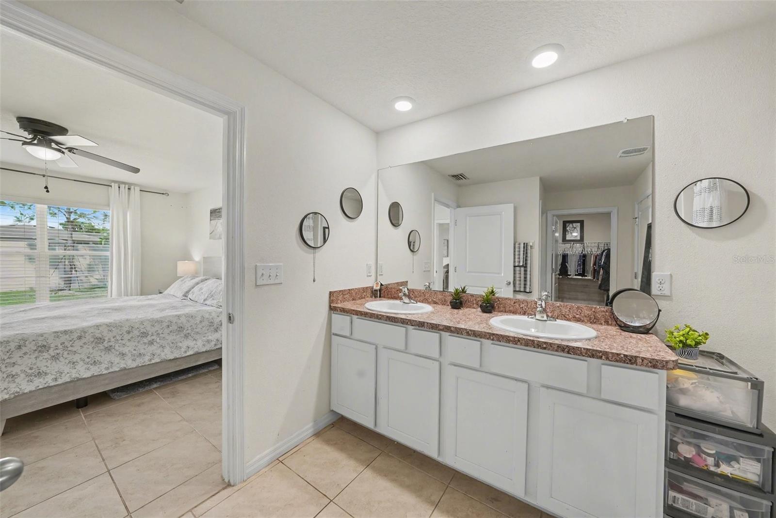 7980 Broad Pointe Dr Property Photo 24