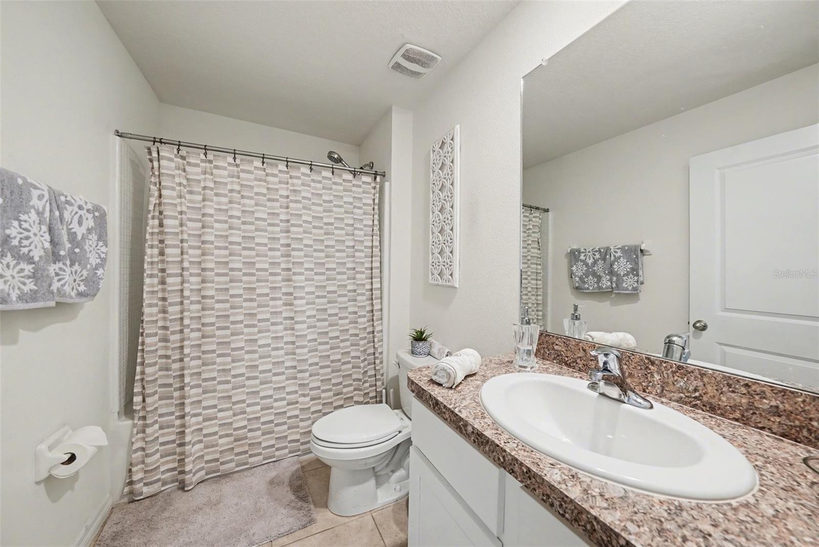 7980 Broad Pointe Dr Property Photo 25