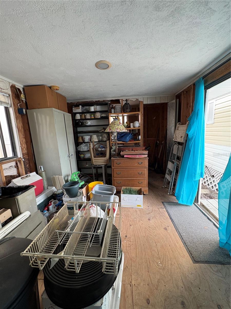 21027 Lazy Days Cir Property Photo 10