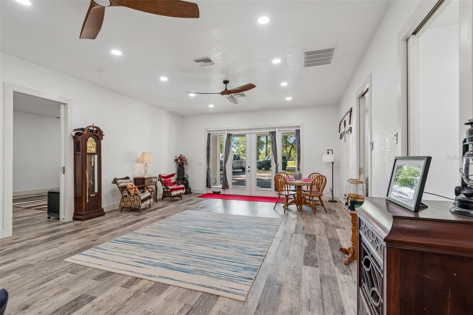 4300 Cr 673 Property Photo 16