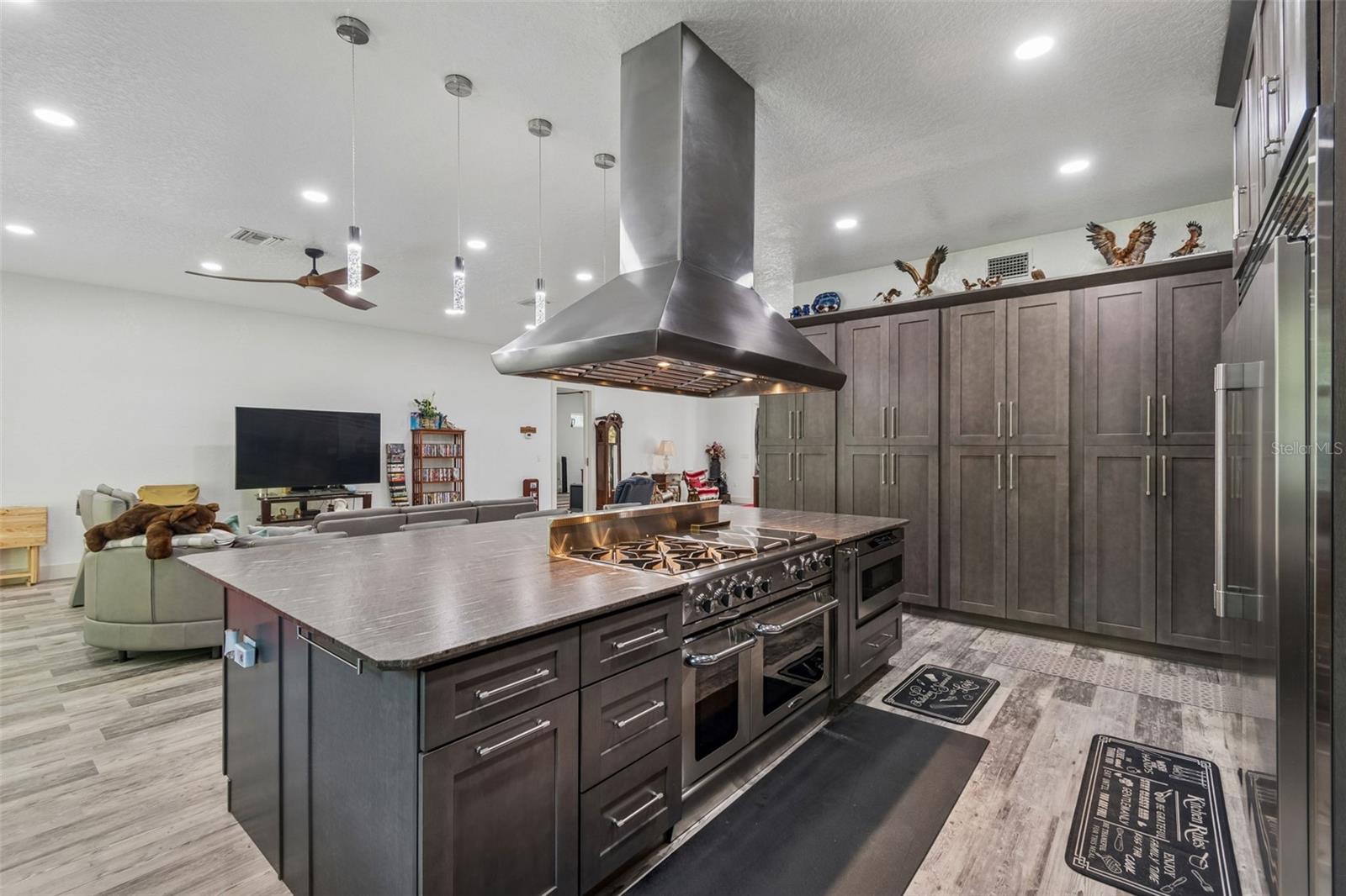 4300 Cr 673 Property Photo 36