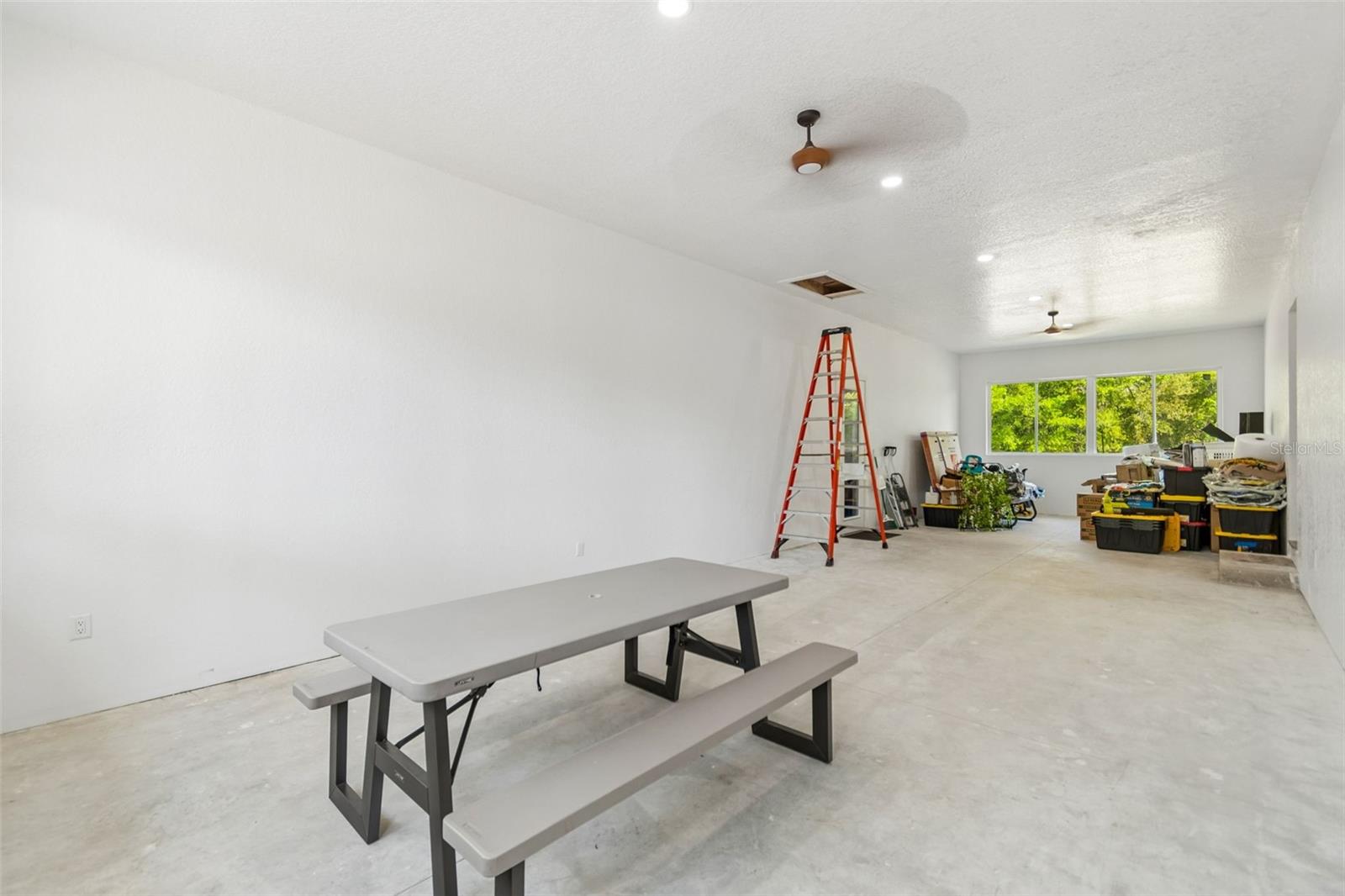 4300 Cr 673 Property Photo 38
