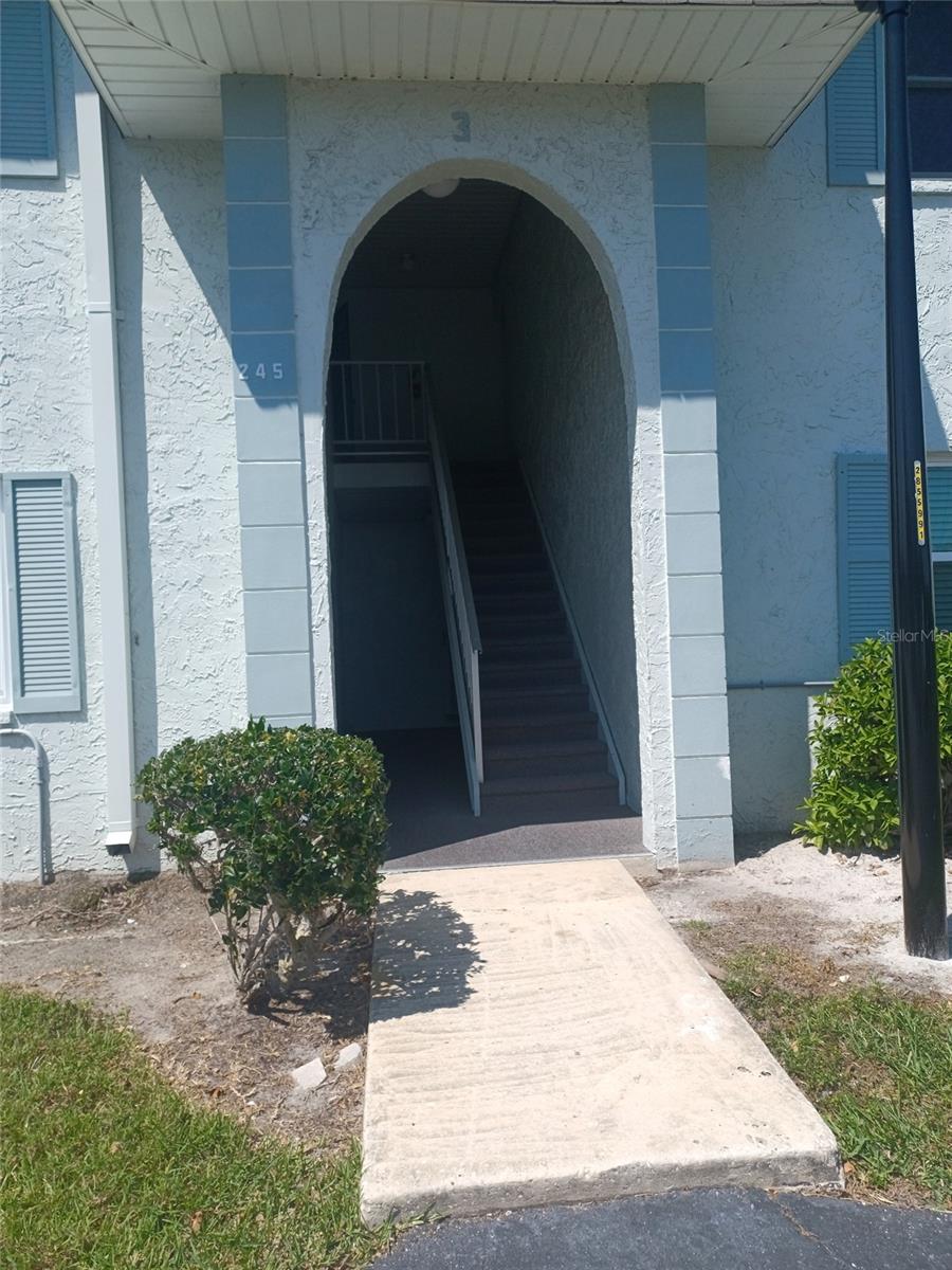 245 S Mcmullen Booth Rd #17 Property Photo 1