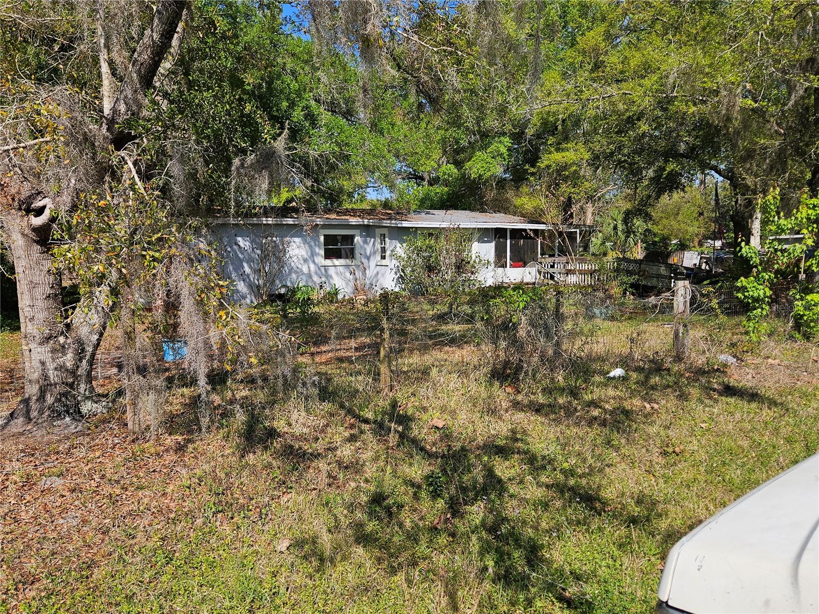 6417 Saddletree Dr Property Photo 2