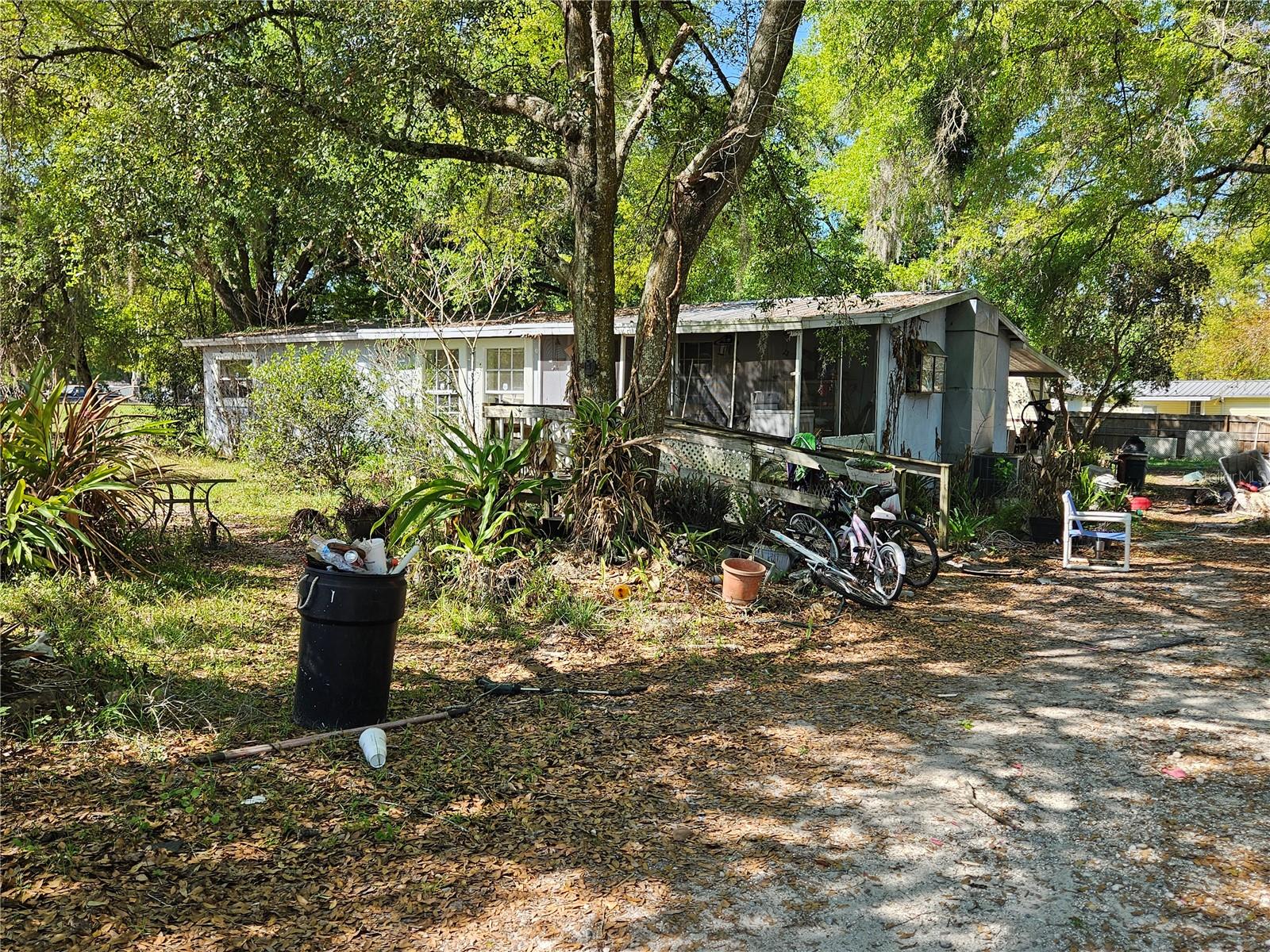 6417 Saddletree Dr Property Photo 6
