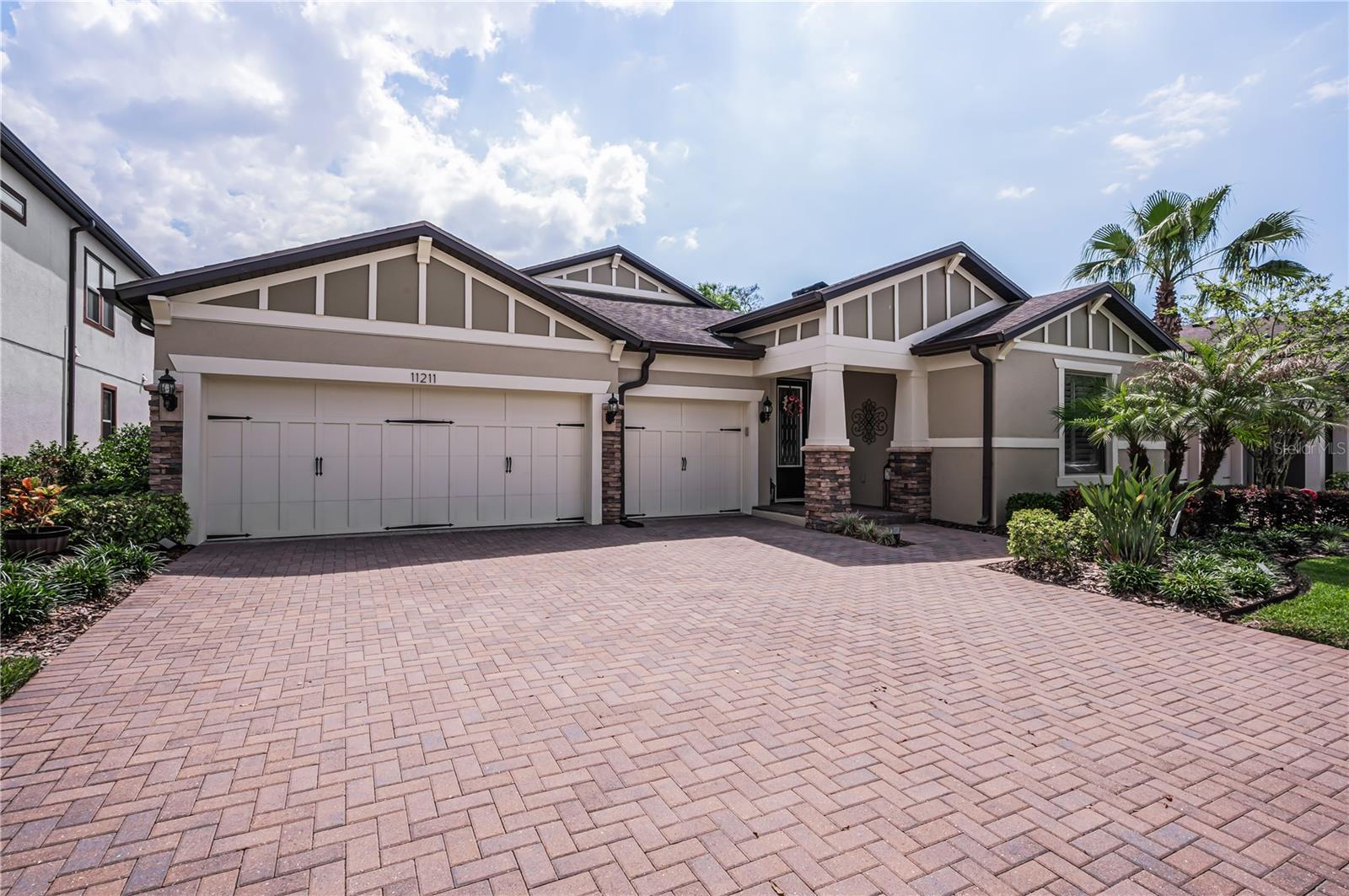 11211 Lark Landing Ct Property Photo 3