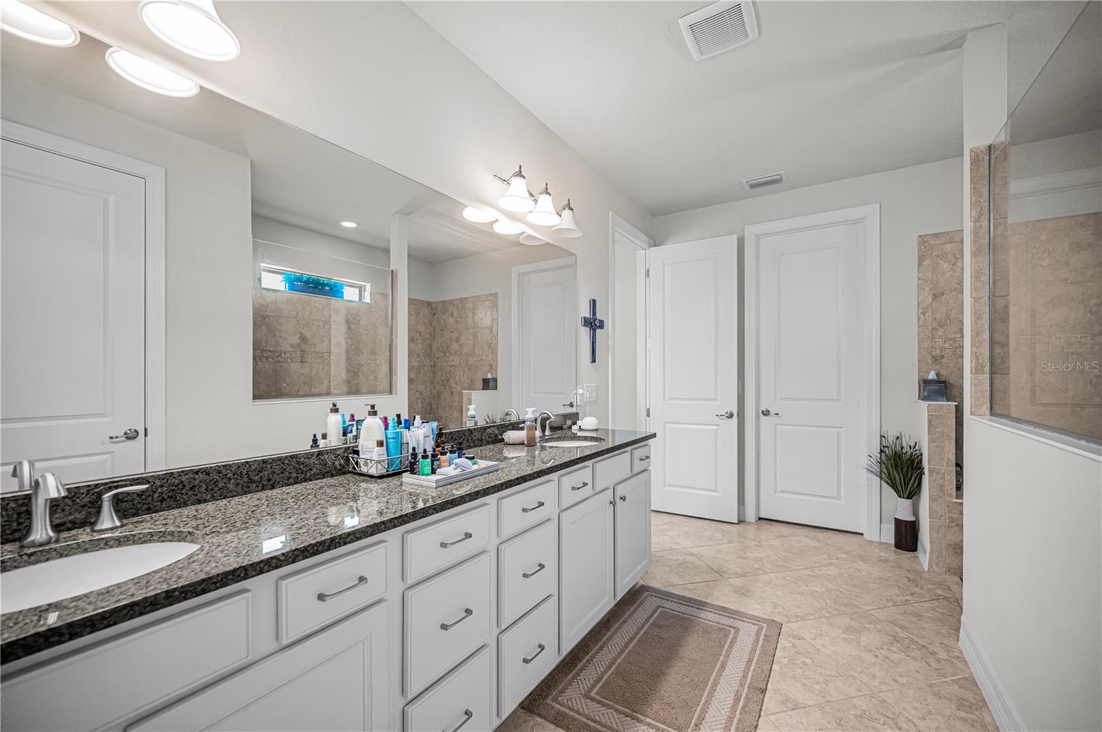 11211 Lark Landing Ct Property Photo 38