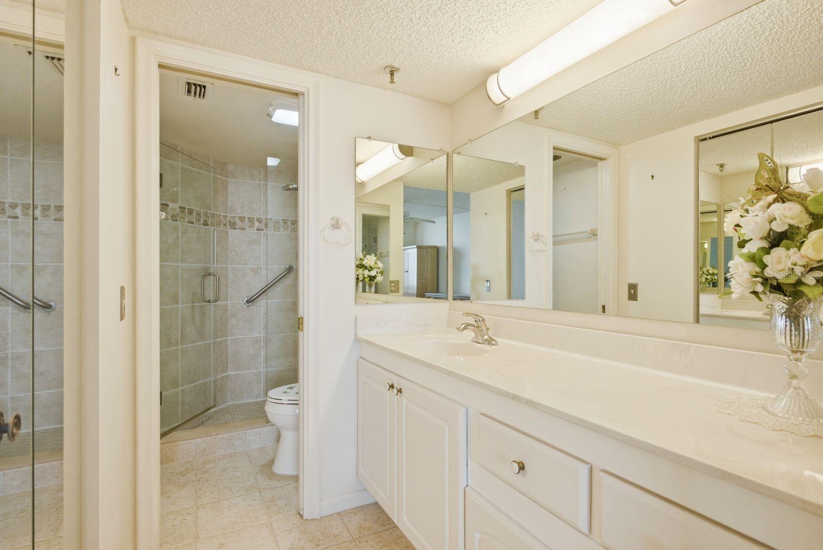 6287 Bahia Del Mar Cir #1202 Property Photo 20