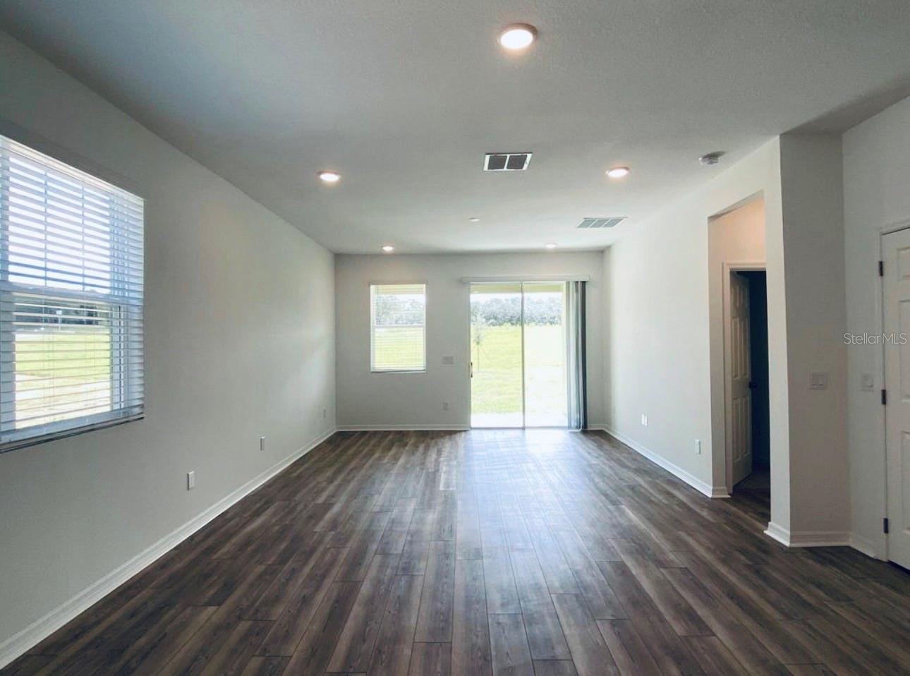 2668 Spider Lily Ct Property Photo 6