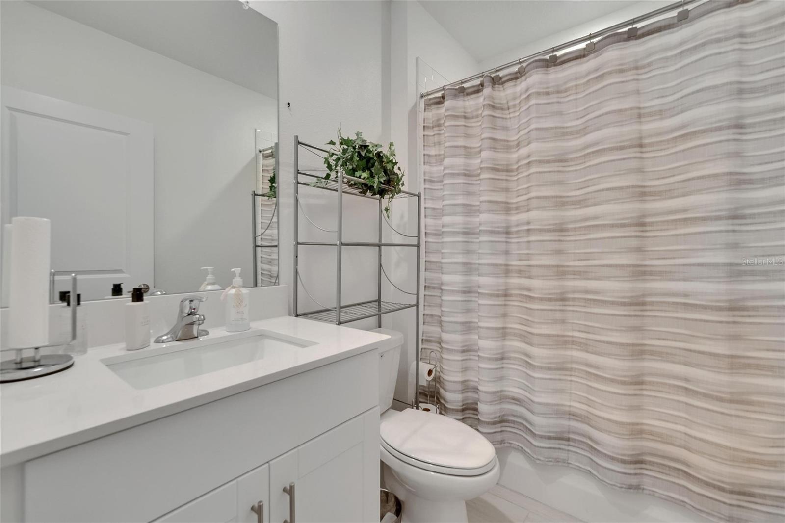 34780 Rainville Loop Property Photo 10