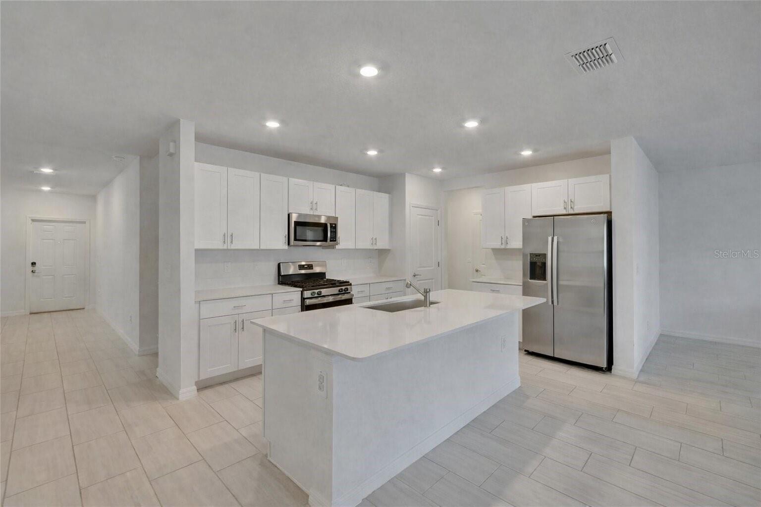 34780 Rainville Loop Property Photo 13