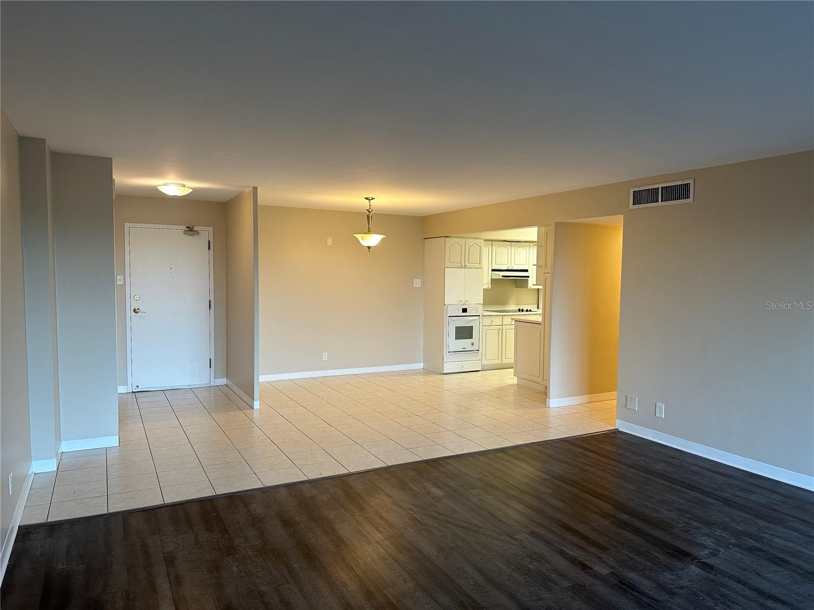 10355 Paradise Blvd #414 Property Photo 6
