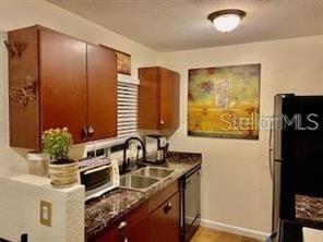 3206 W Azeele St #220 Property Photo 6