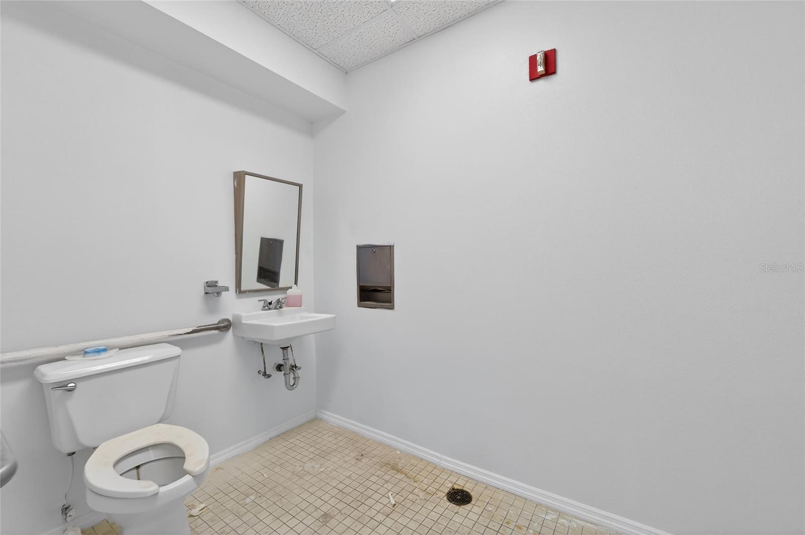 106 N Evers St Property Photo 25