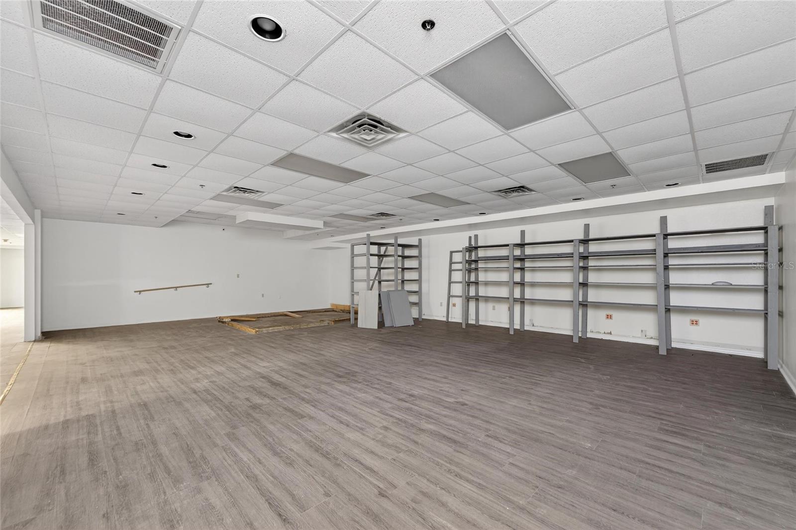 106 N Evers St Property Photo 33