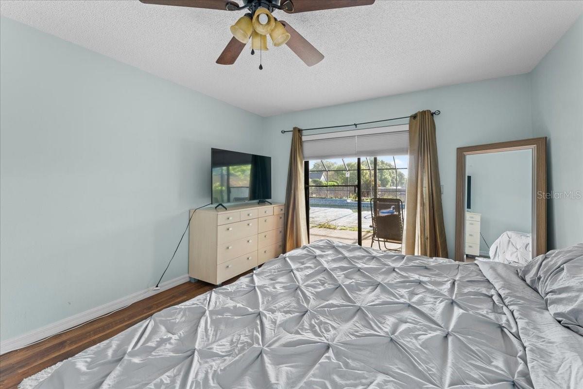 905 Stratford Manor Dr Property Photo 33