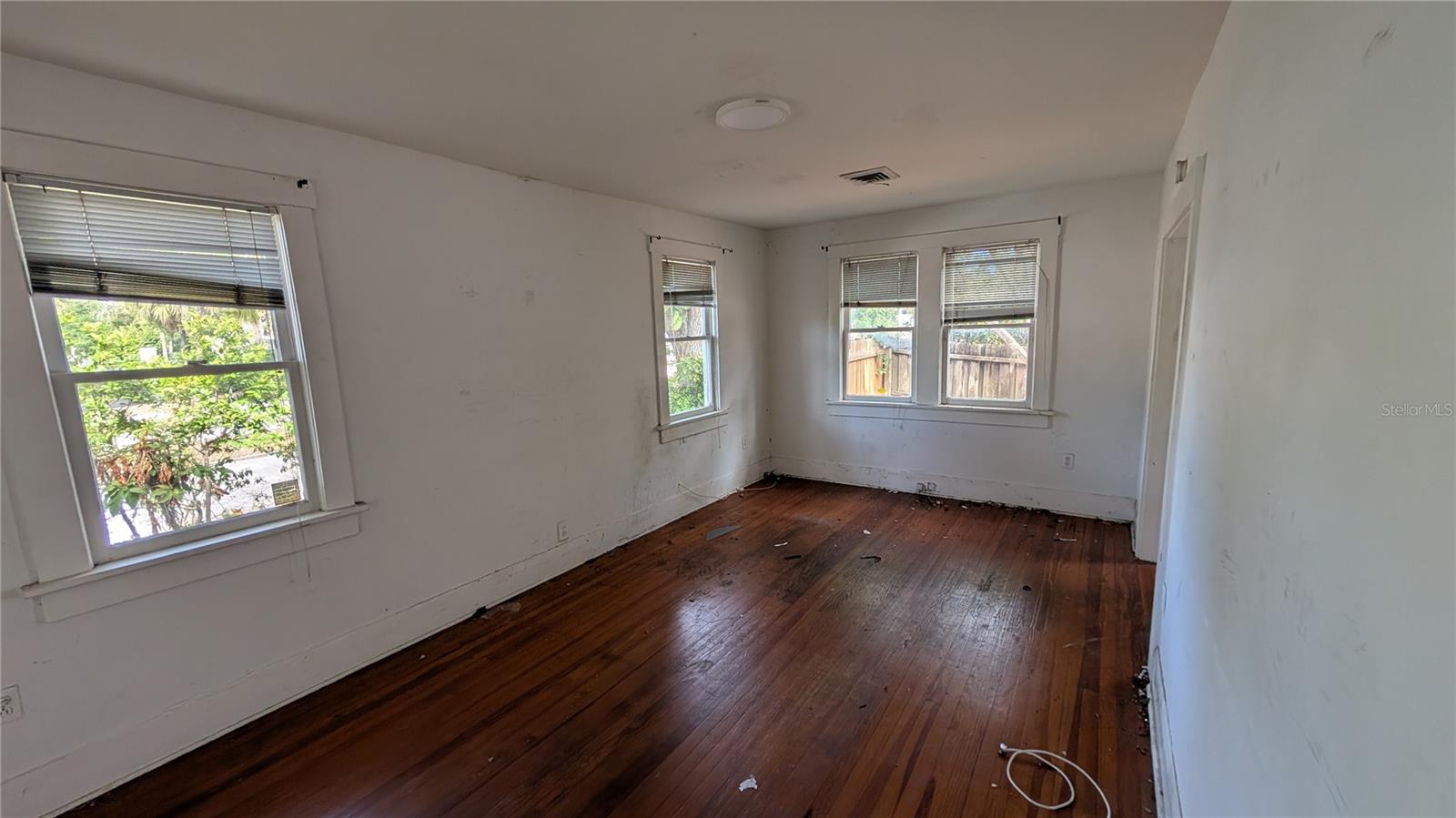 114 S Bungalow Park Ave Property Photo 4
